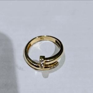 10kt (Real Gold) Elegant Gold Ring with Diamond Accents